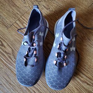 NWT Under Armour shoes
